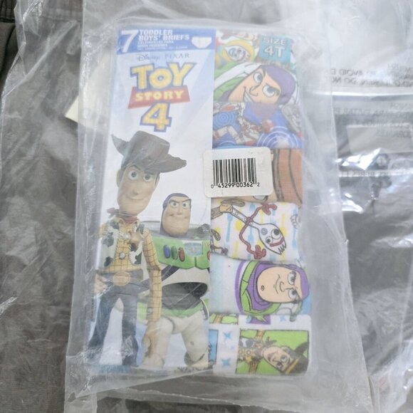 NWT Toy Story 4 Characters Underwear 7-Pack Briefs 4T Toddler Boys SEALED IN BAG - Picture 2 of 4